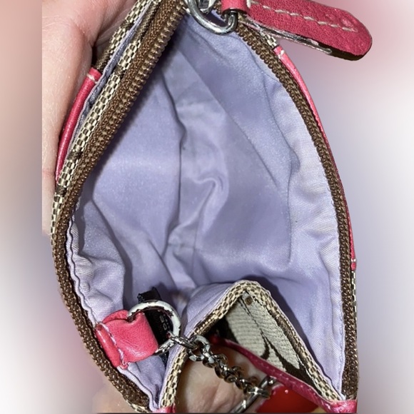 Genuine Coach wallet with keychain - Picture 4 of 4